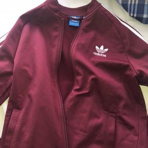 Adidas sweater maroon color